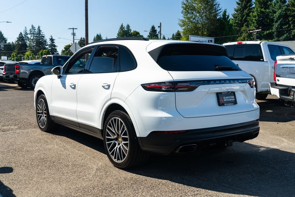 Used 2021 White Porsche Base image 4