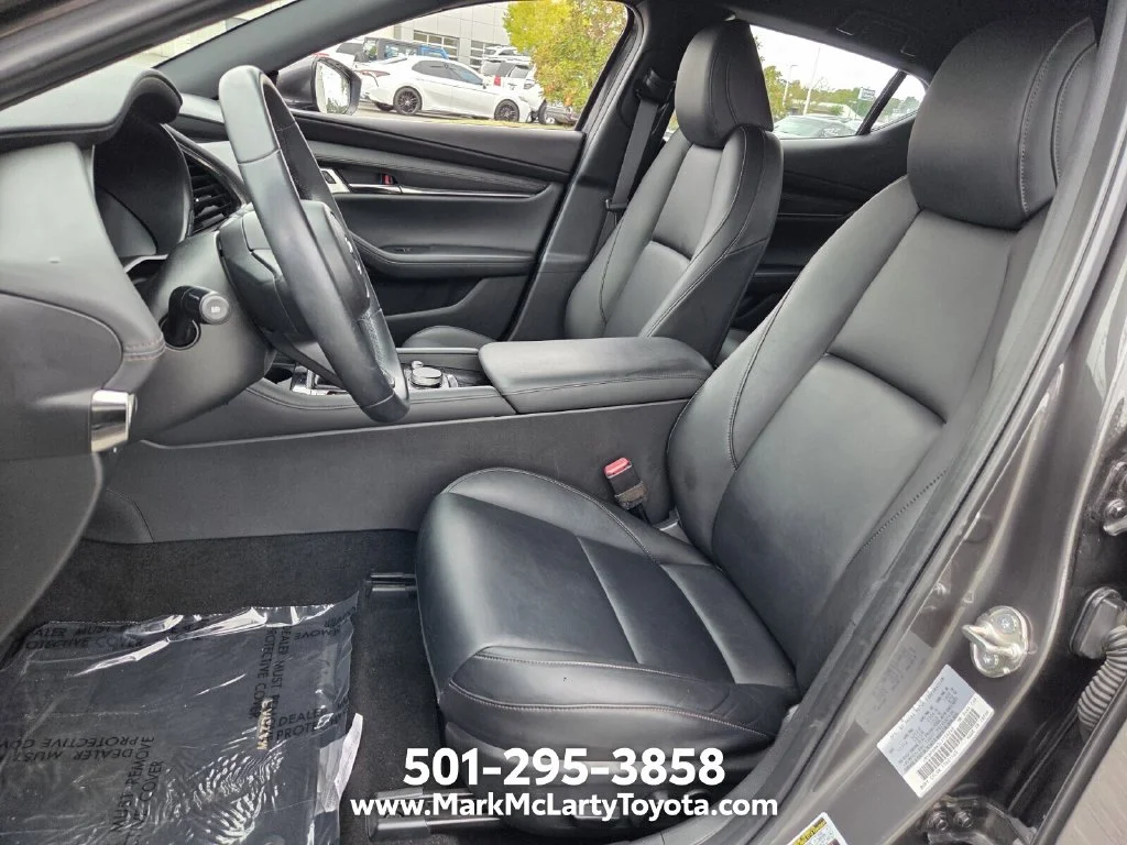 Used 2020 Gray Mazda Preferred image 9