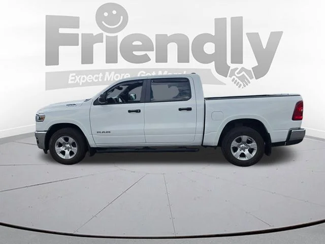 Used 2025 White Ram Big Horn/Lone Star image 10