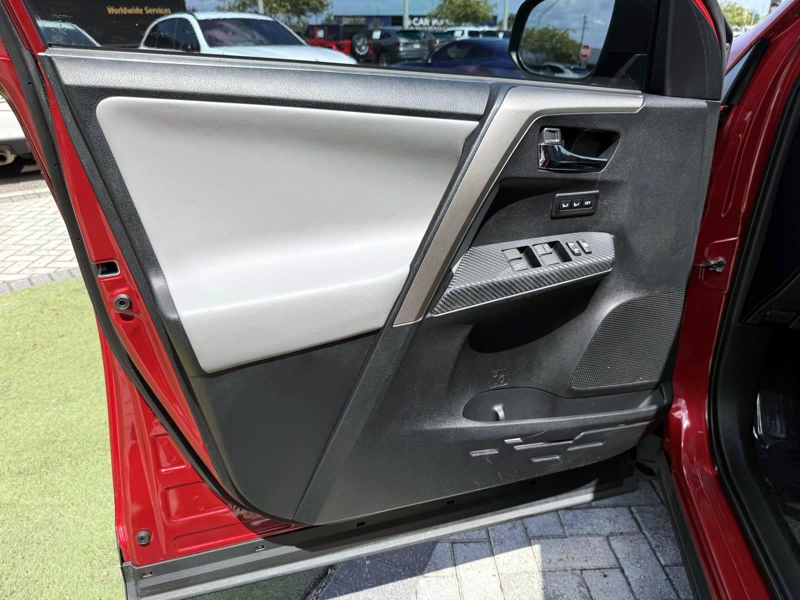 Used 2014 Barcelona Red Metallic Toyota Limited image 17