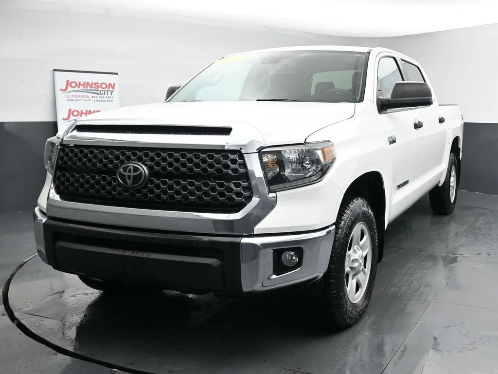 Used 2021 White Toyota SR5 image 3