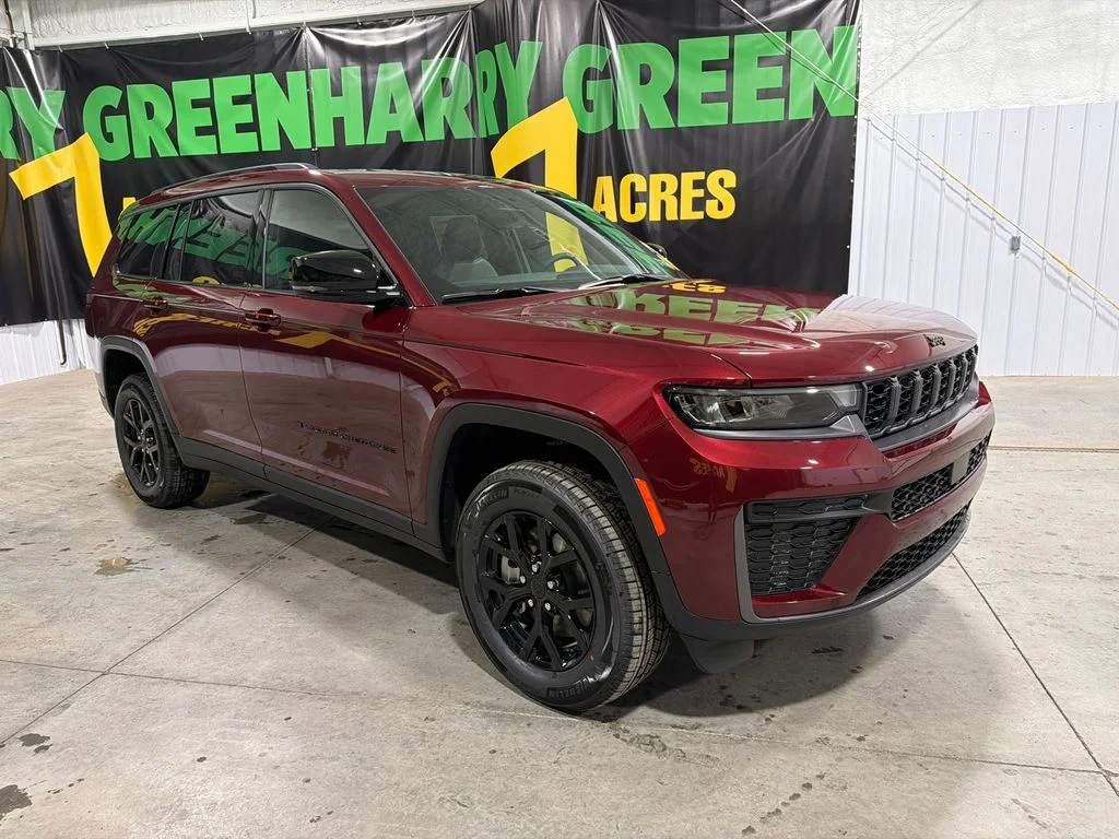 New 2026 Velvet Red Pearl-Coat Exterior Paint Jeep Laredo Altitude image 2