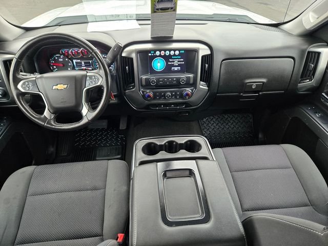 Used 2018 White Chevrolet LT image 9