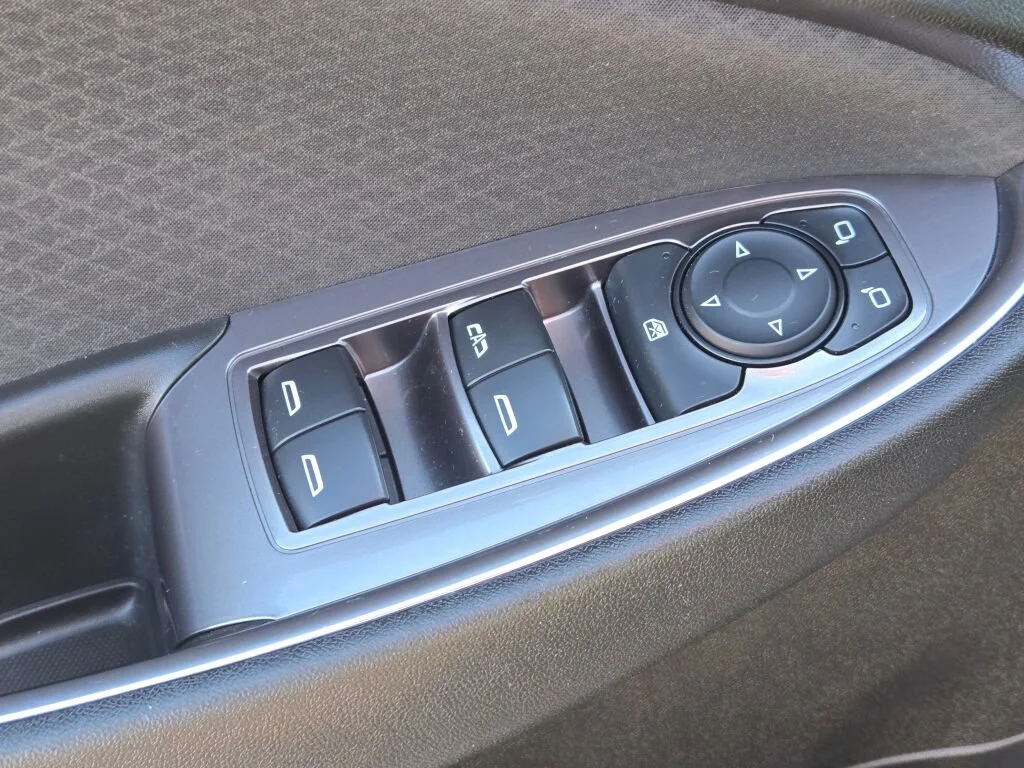 Used 2018 Gray Chevrolet LT image 19