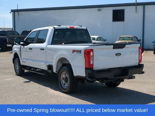 Used 2024 White Ford XL image 11