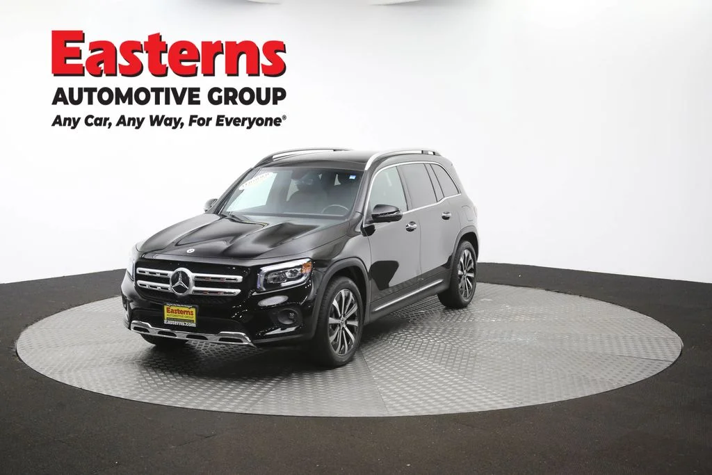 Used 2022 Black Mercedes-Benz GLB 250 image 55