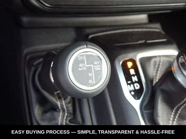 Used 2019 Red Jeep Unlimited Sahara image 17