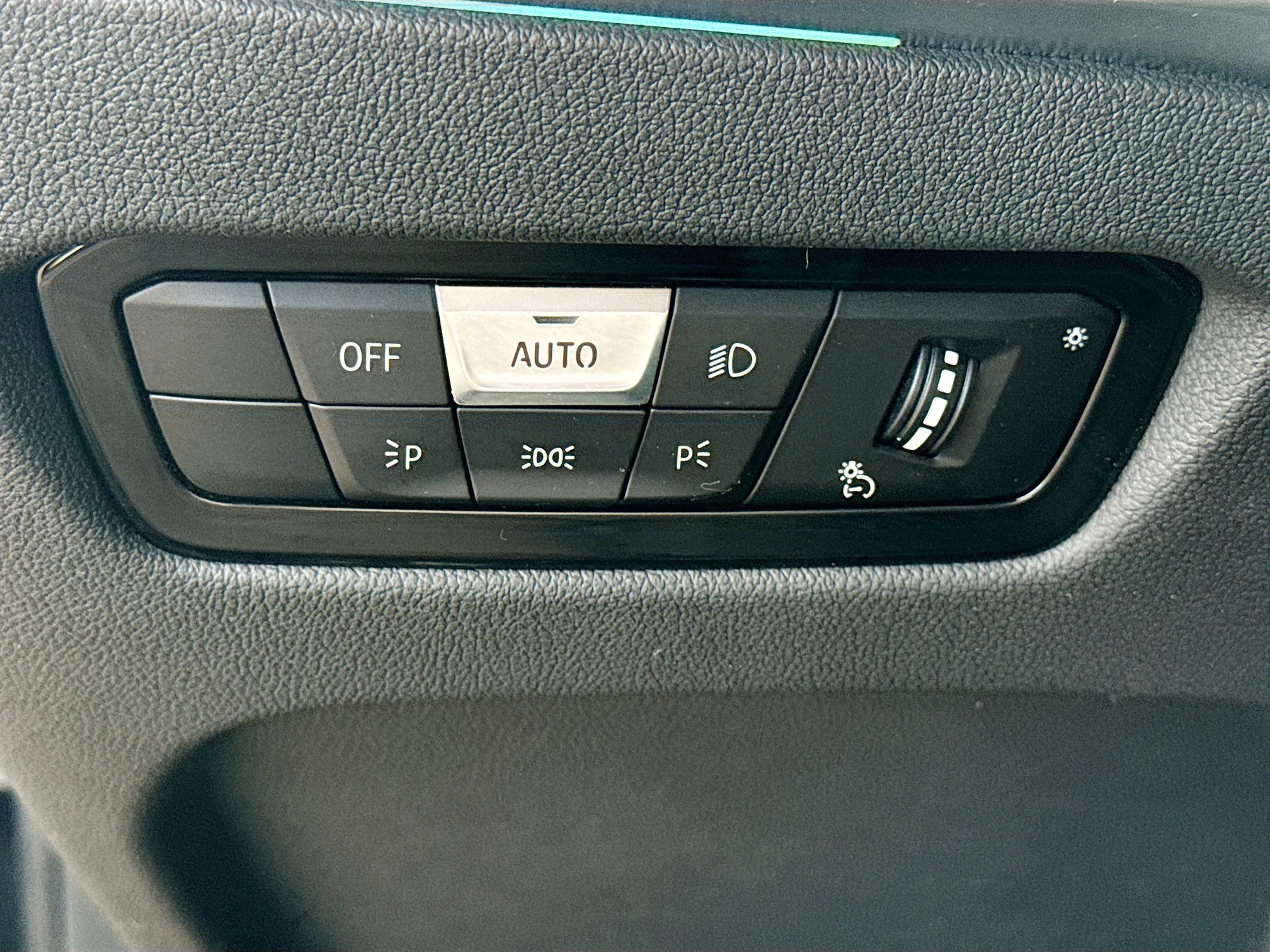 Used 2023 Jet Black BMW 330i image 35