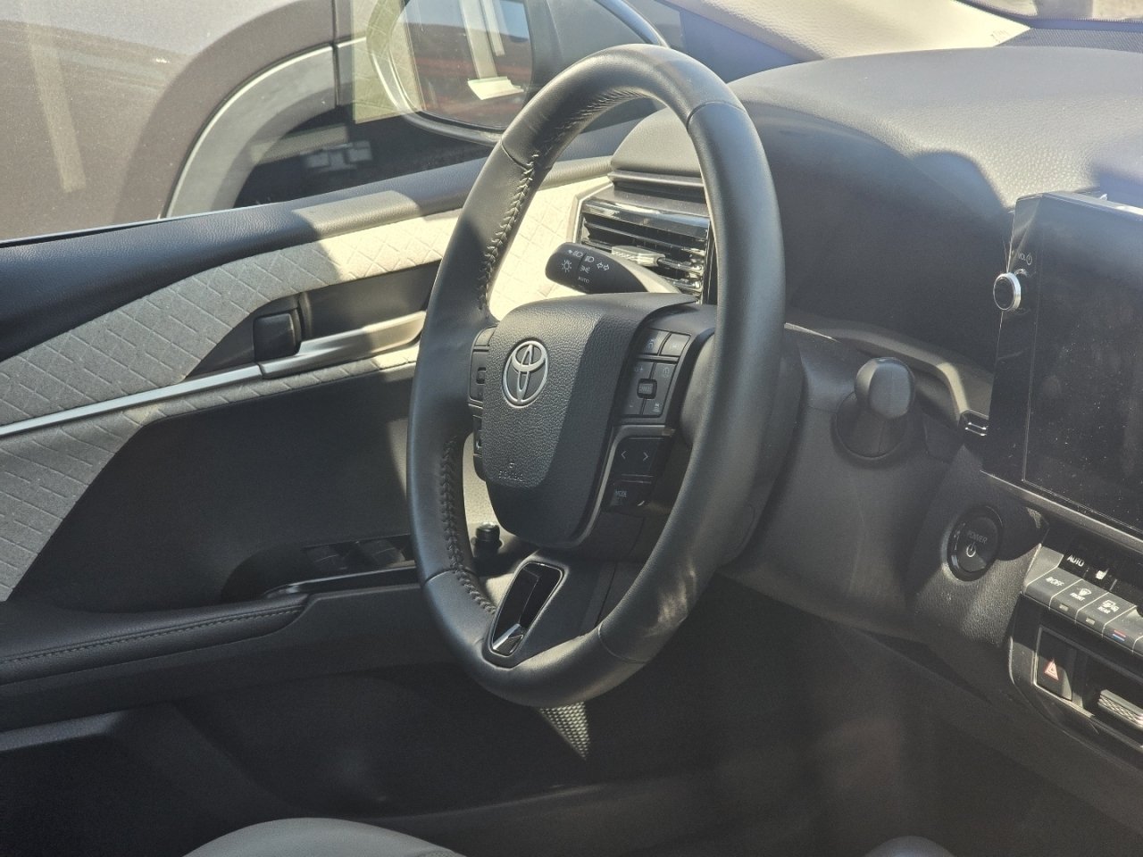 Used 2025 Black Toyota XLE image 14