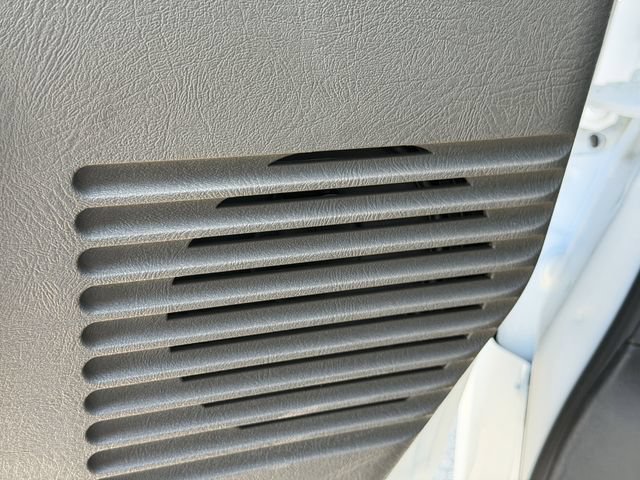2025 Chevrolet Express Cargo Work Van - Photo 17