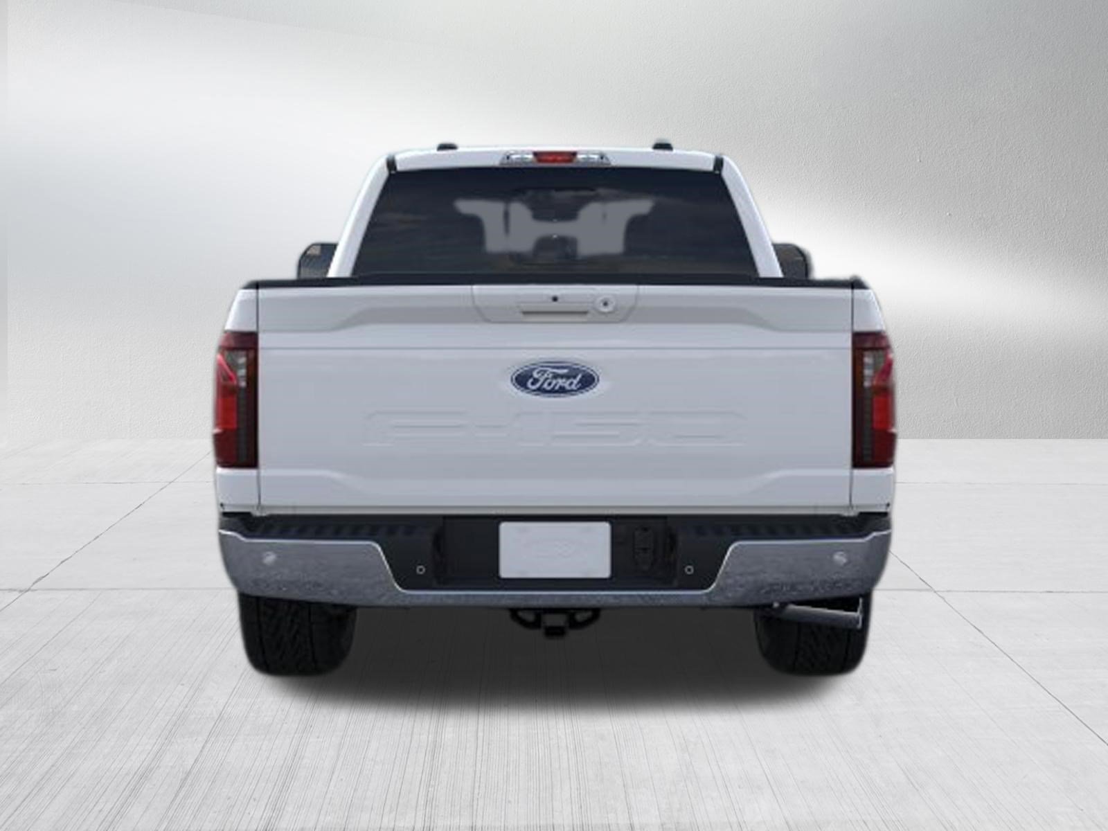 New 2026 Oxford White Ford XLT image 13
