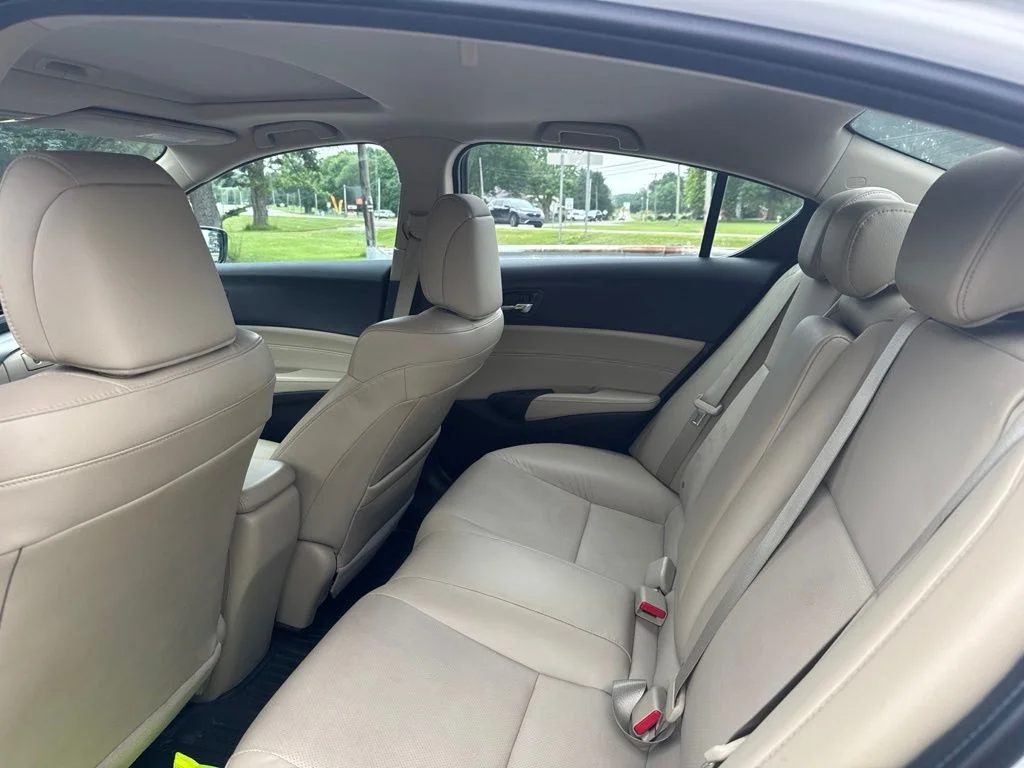 Used 2016 White Acura 2.4L image 22