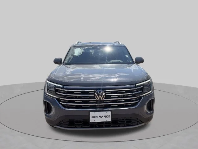 Used 2025 Gray Volkswagen 2.0T SEL image 8