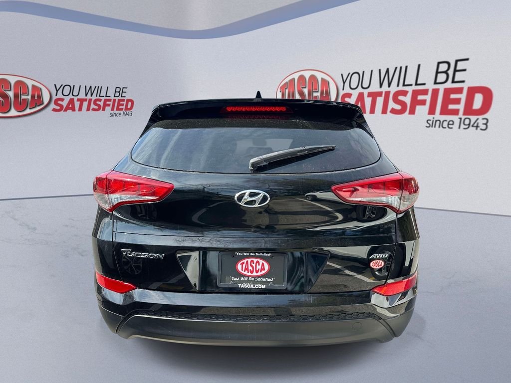 Used 2018 Black Hyundai SEL Plus image 5
