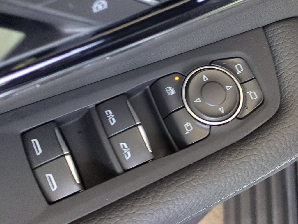 2026 GMC Yukon XL Denali - Photo 27