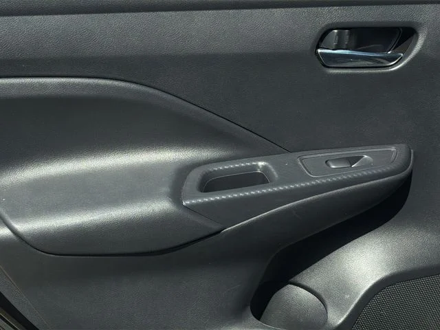 Used 2025 Black Nissan 1.6 SV image 19