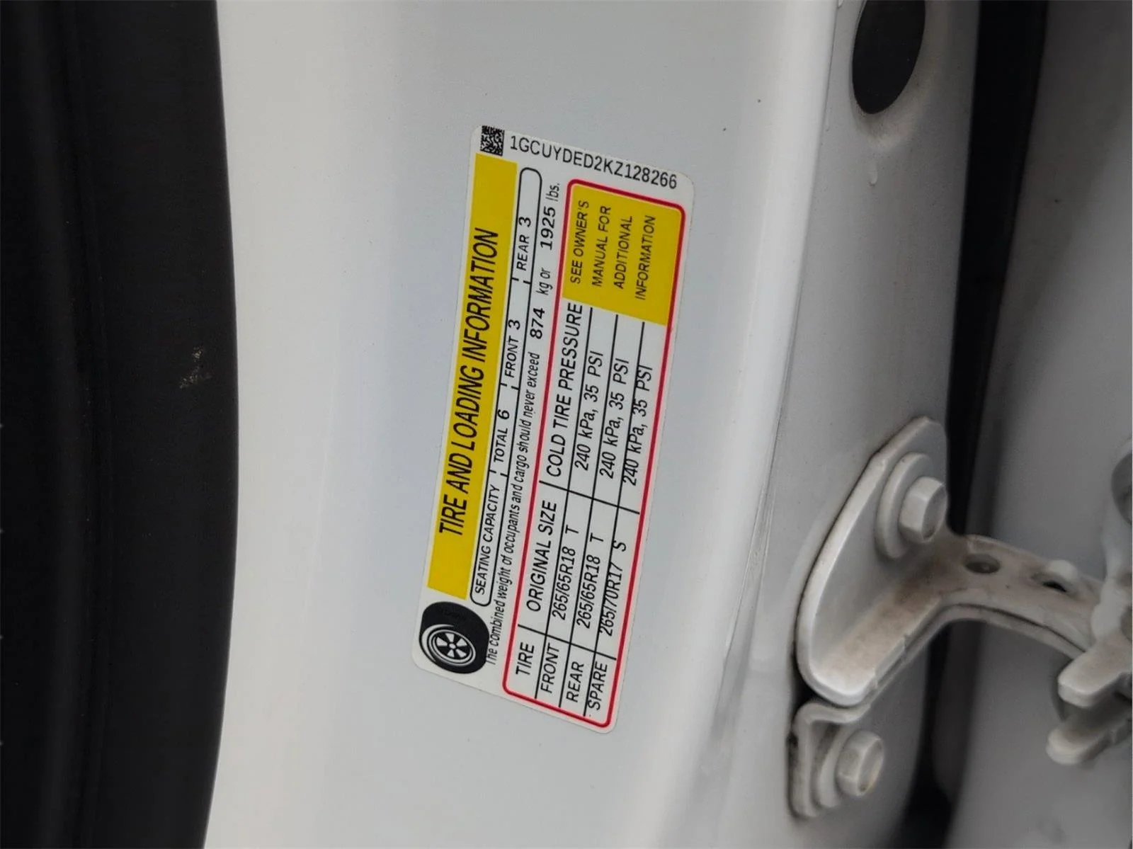 Used 2019 SUMMIT WHITE Chevrolet LT image 11