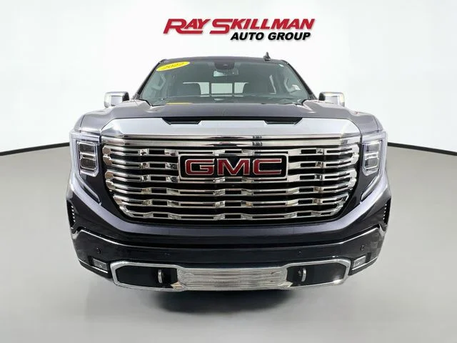 Used 2022 Silver GMC Denali image 2