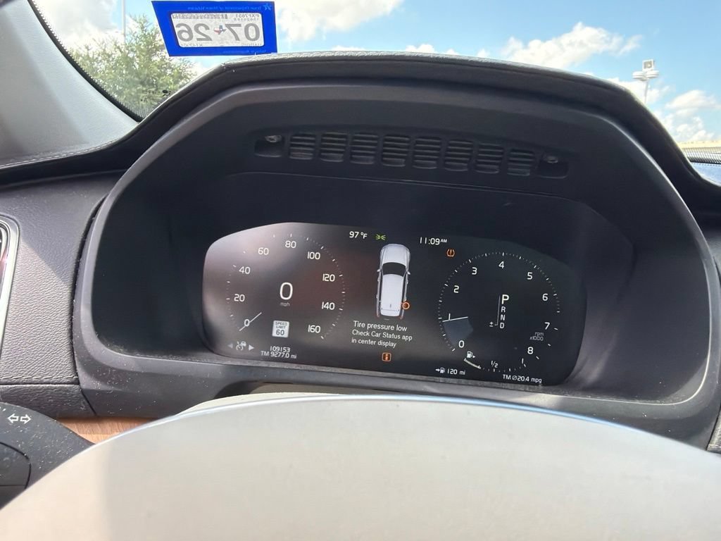 Used 2019 Magic Blue Metallic Volvo T6 Inscription image 15