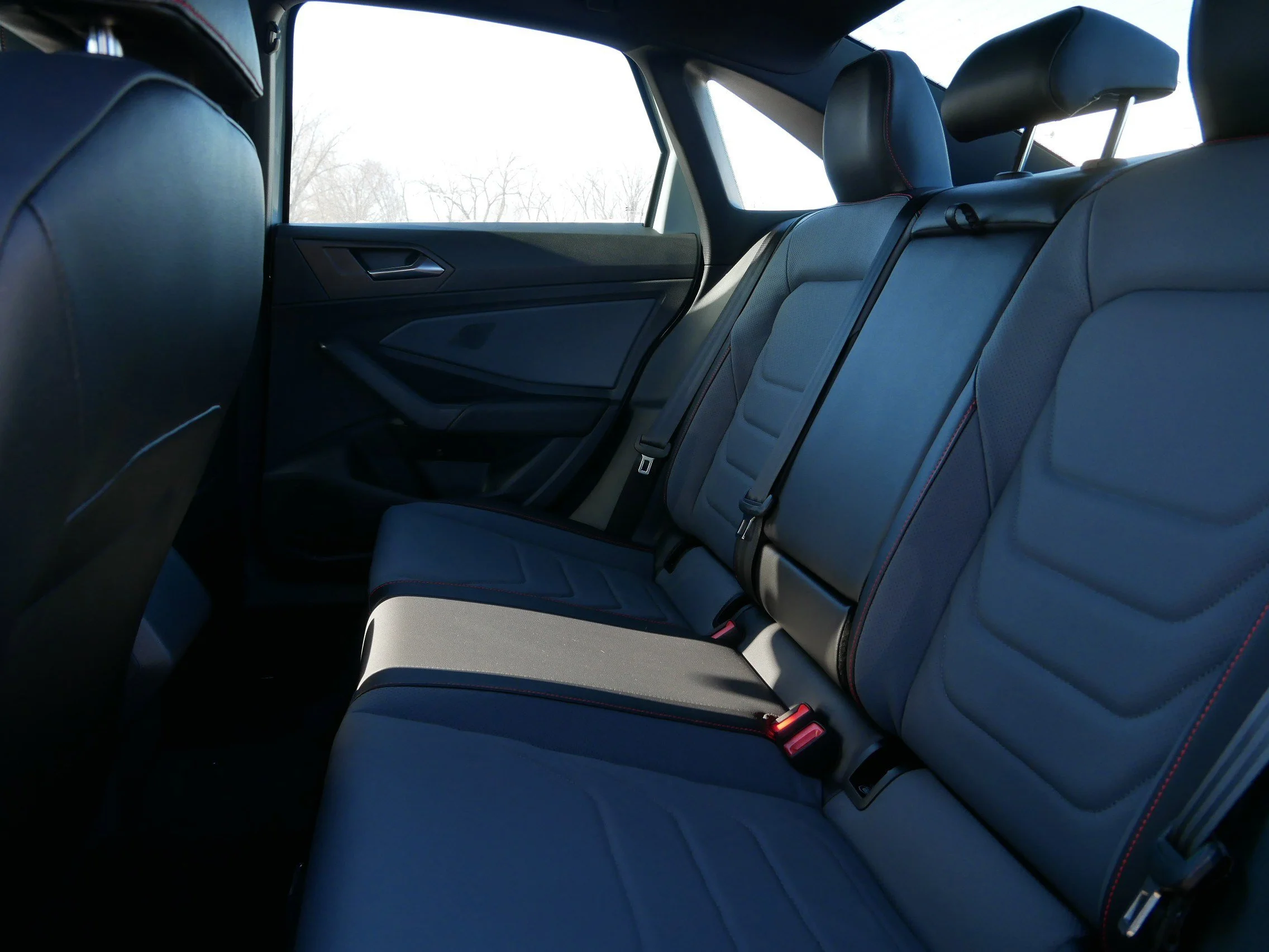New 2026 Monument Gray w/Deep Black Roof Volkswagen Autobahn image 5