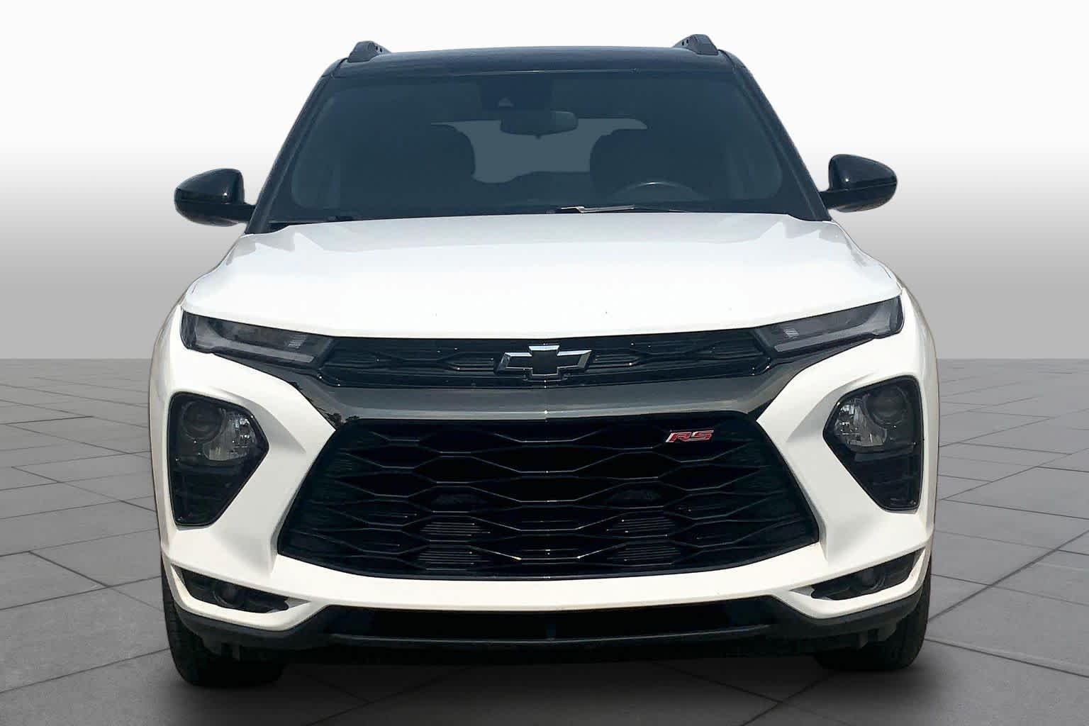 Used 2023 Summit White Chevrolet RS image 4