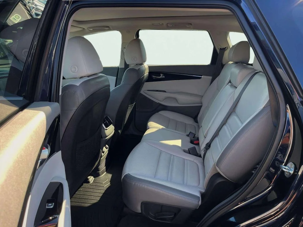 Certified Used 2020 Imperial Blue Kia SX image 29
