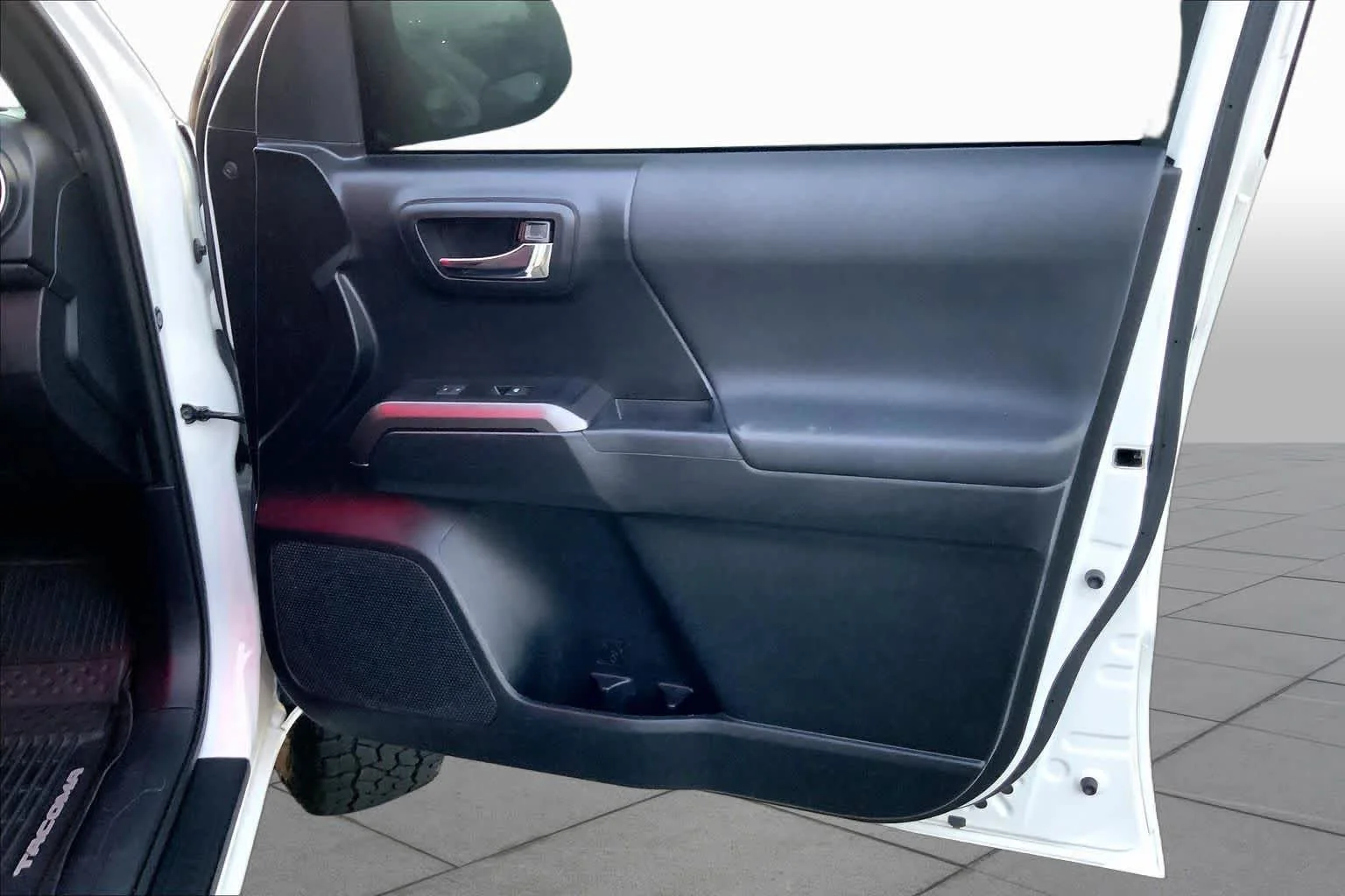 Used 2019 Super White Toyota TRD Off Road image 22