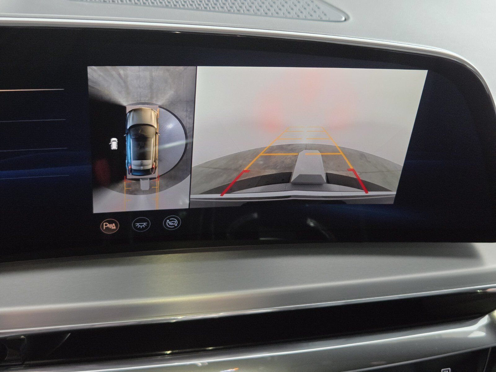 2024 Cadillac LYRIQ Luxury 1 - Photo 25