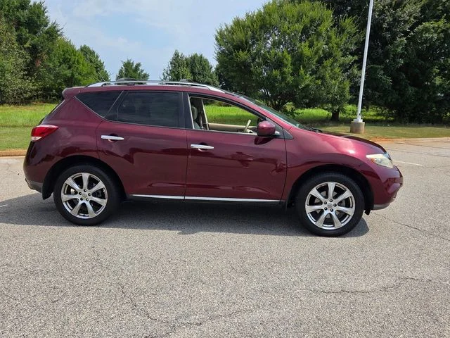 Used 2012 Red Nissan LE image 16