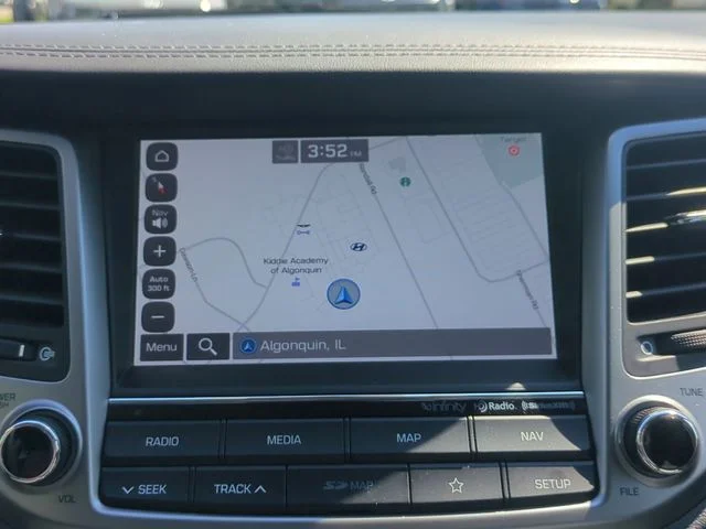 Used 2018 Blue Hyundai Limited image 19