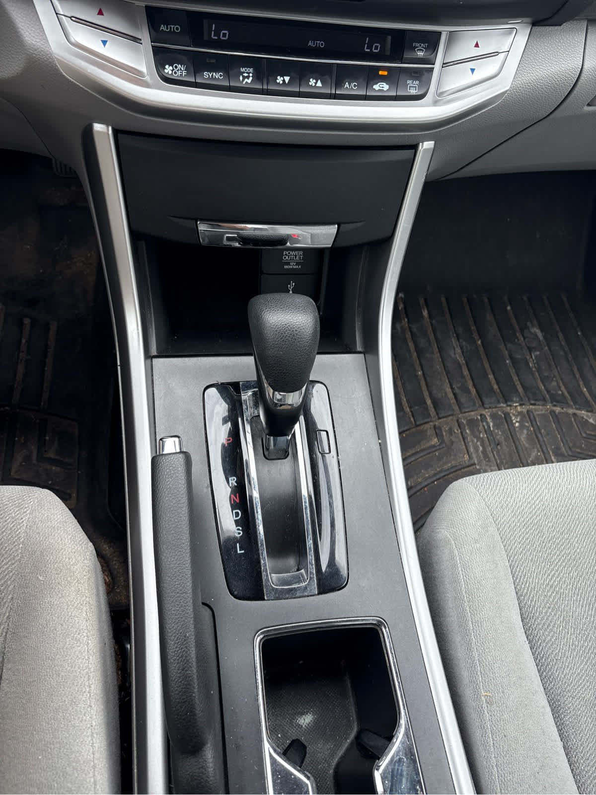 Used 2013  Honda LX image 9