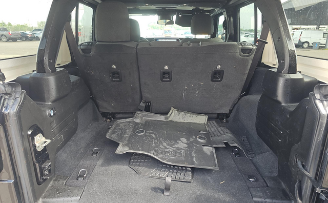 Used 2024 Black Jeep Sport S image 9