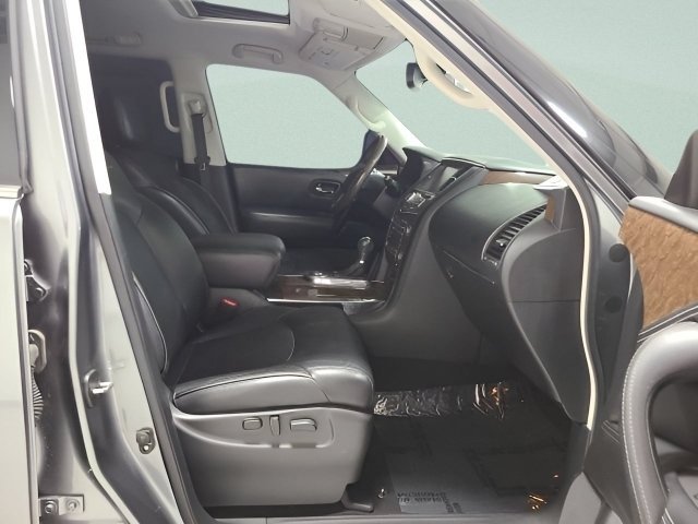 Used 2017 Graphite Shadow INFINITI Base image 13