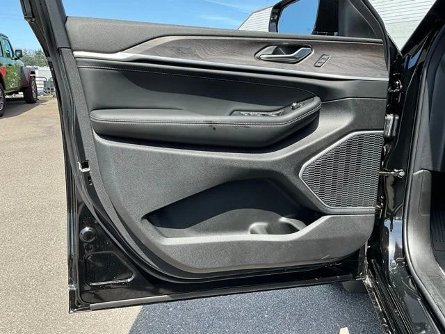 New 2026 Black Jeep Limited image 6