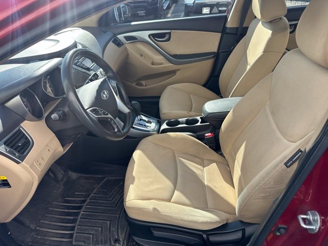 Used 2012 Red Allure Hyundai GLS image 4