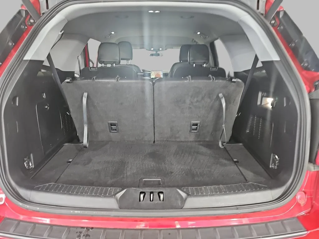 Used 2022 Red Ford XLT image 17
