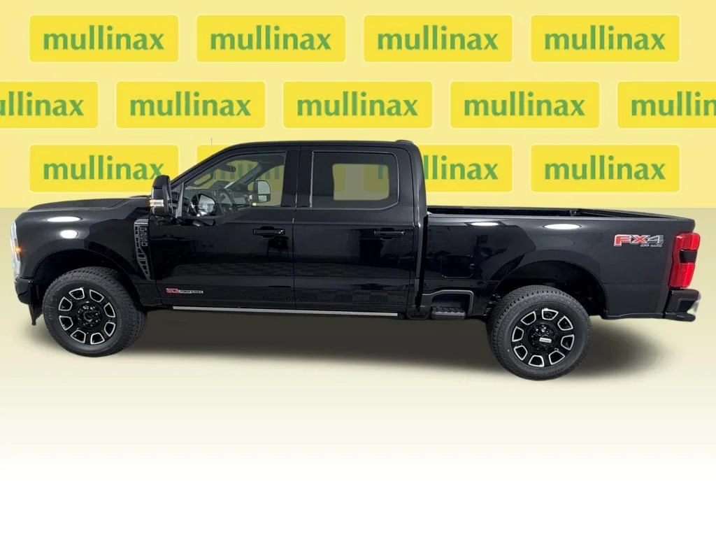 New 2026 Black Ford Platinum image 2