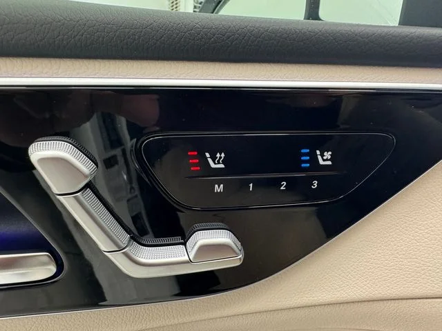 New 2026 White Mercedes-Benz C 300 image 36