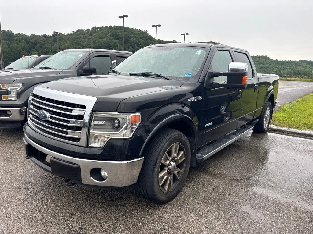 Used 2013 Tuxedo Black Metallic Ford Lariat image 2