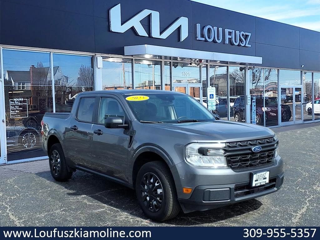 2023 Ford Maverick XL