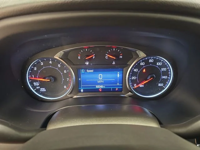 Used 2023 Summit White GMC SLE image 30