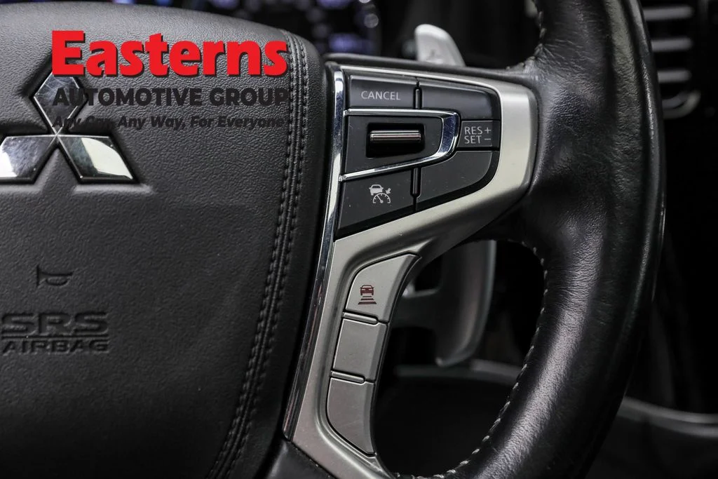 Used 2021 Black Mitsubishi SEL image 16