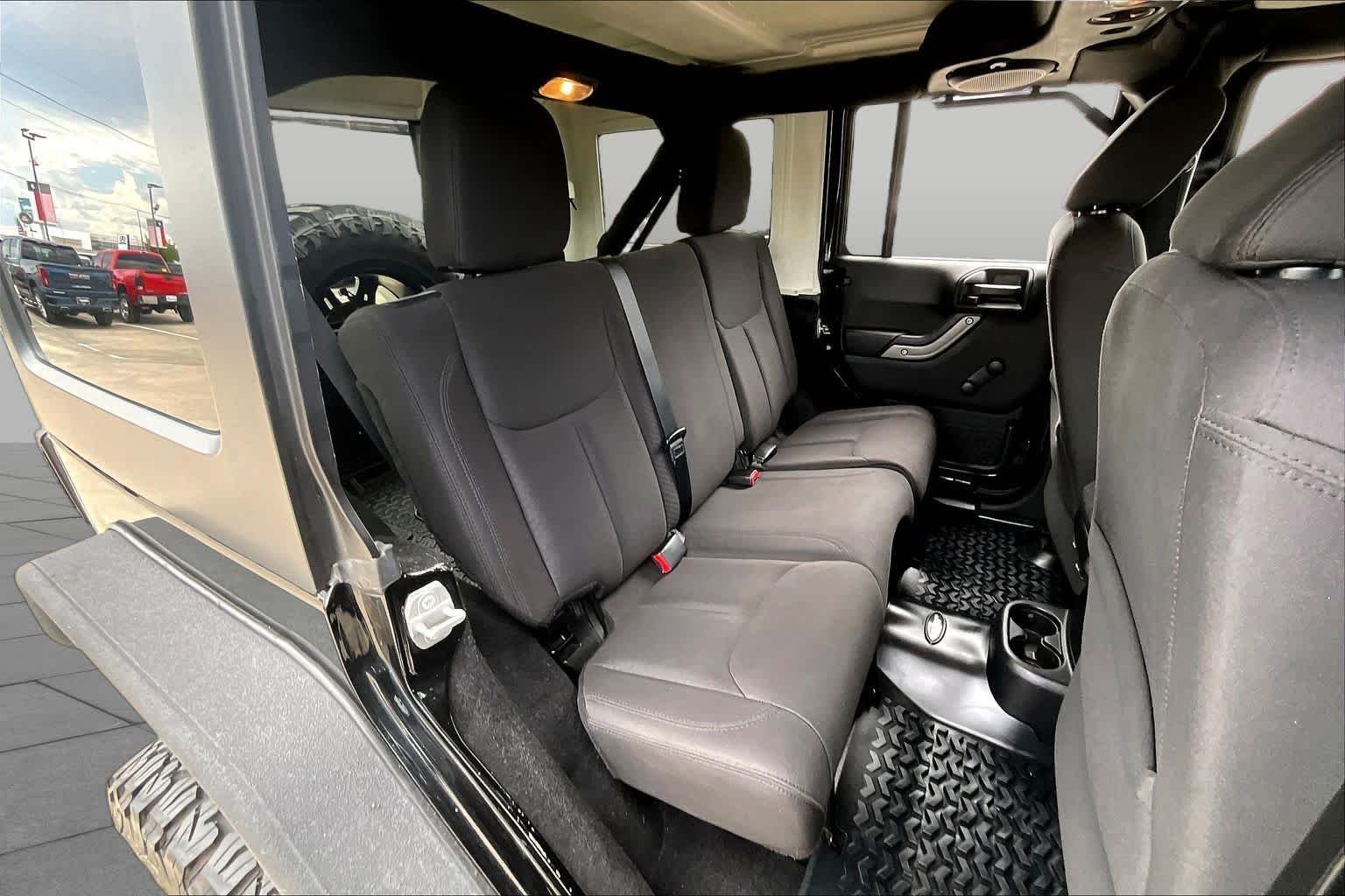 Used 2014 Black Clearcoat Jeep Sport image 19