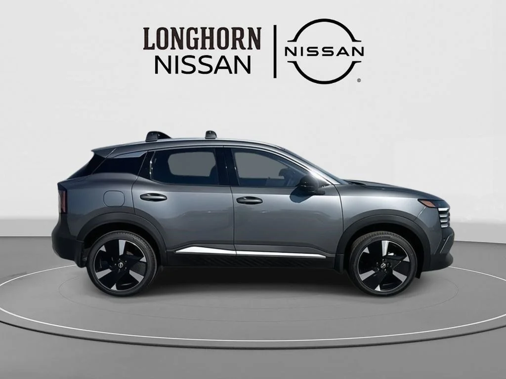New 2026 Gray Nissan SR image 8
