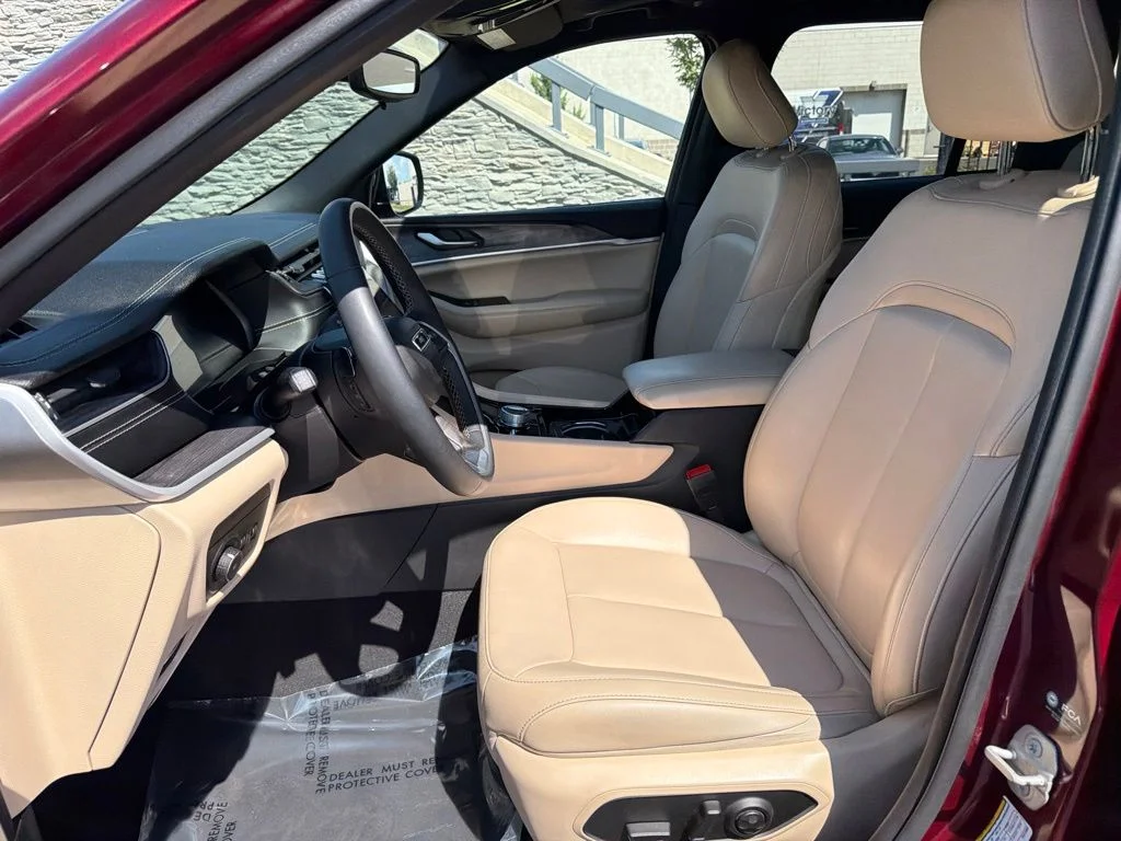 Used 2023 Red Jeep Limited image 10