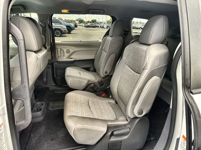 Used 2024 White Toyota LE image 21