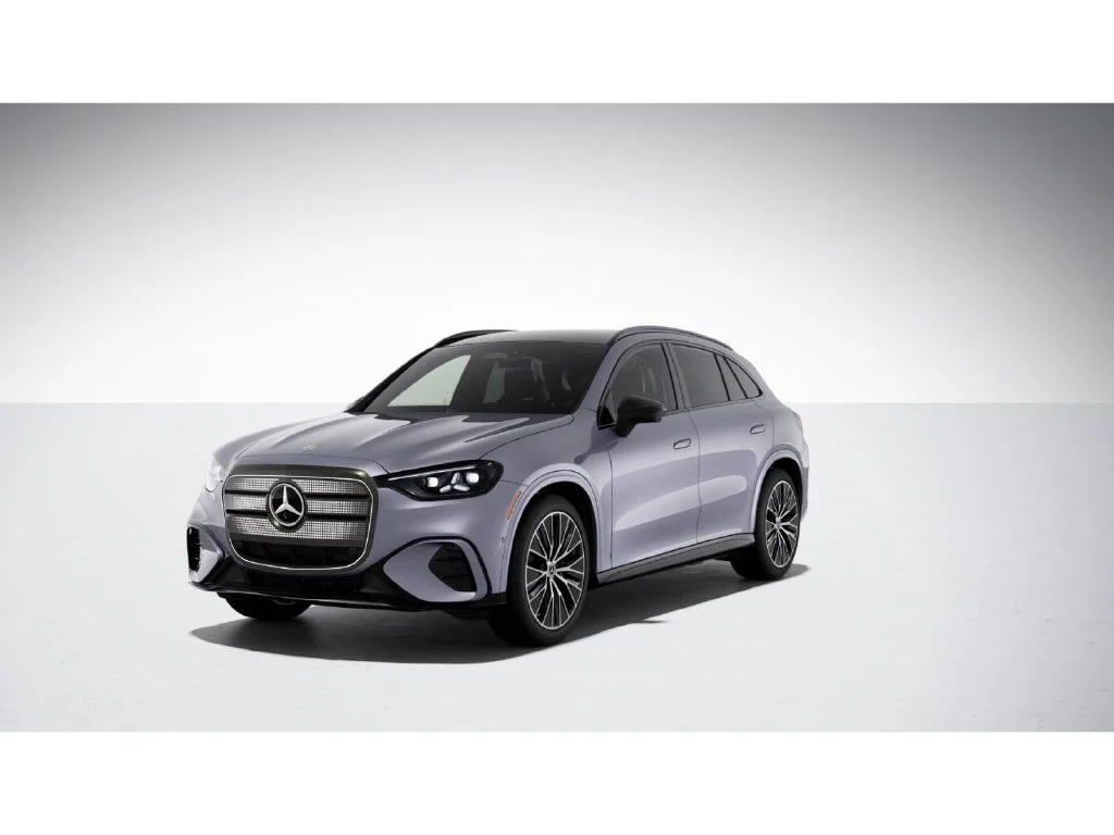 New 2027 Silver Mercedes-Benz GLC 400 image 40