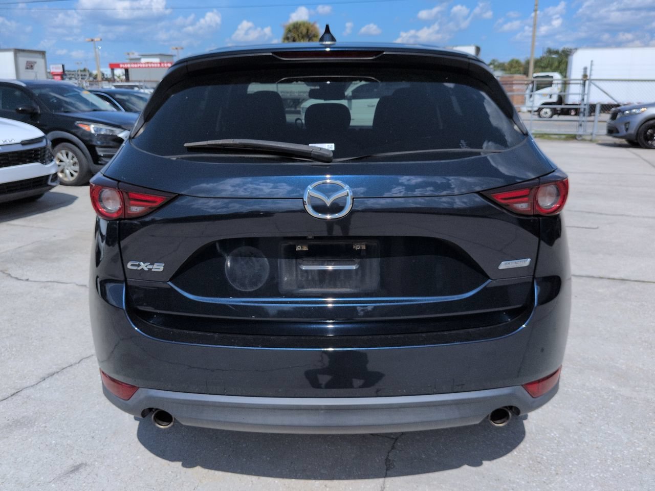 Used 2017 Deep Crystal Blue Mica Mazda Grand Select image 5