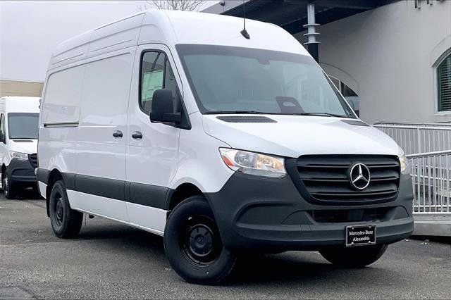 2025 Mercedes-Benz Sprinter 2500 144 WB's photo