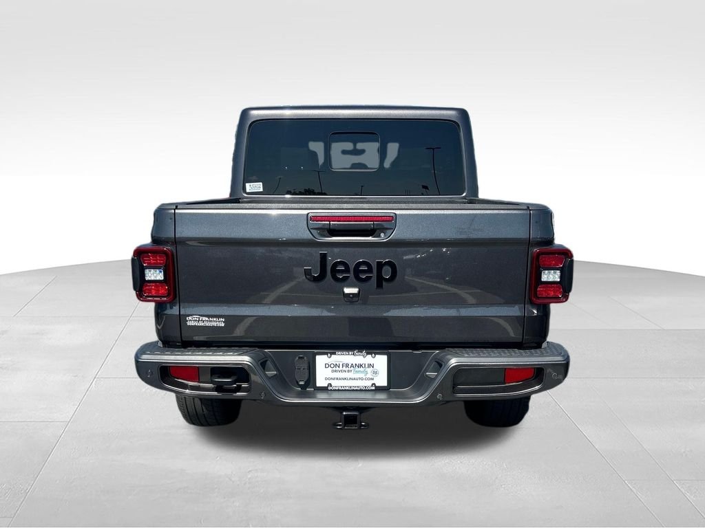 Used 2021 Gray Jeep Overland image 4